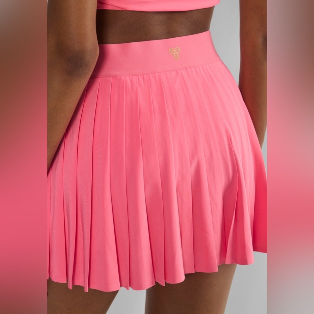 Aritzia Golden MoveTech Tennis Pro Micro Skirt